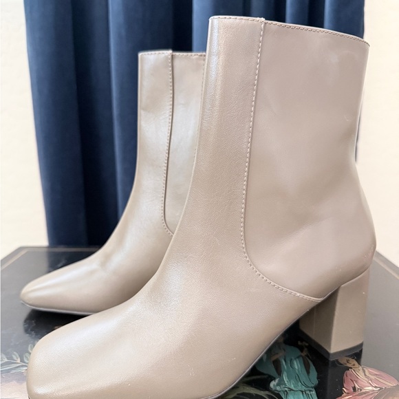 Club Monaco Shoes - Club Monaco Taupe Leather Ankle Boots with Block Heel